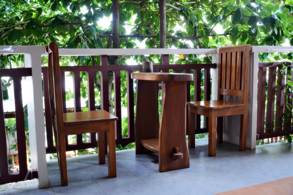 Agos Boracay Rooms + Beds Balabag  Экстерьер фото